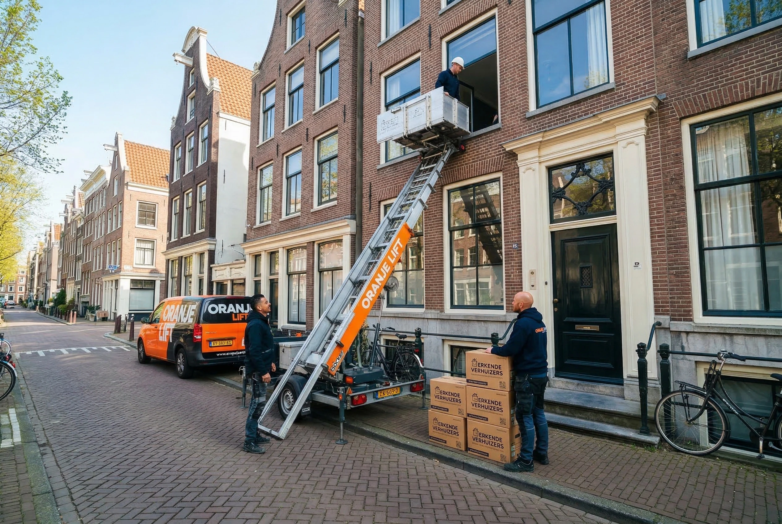 Aanhangerlift voor verhuizing in smalle straat Veenendaal